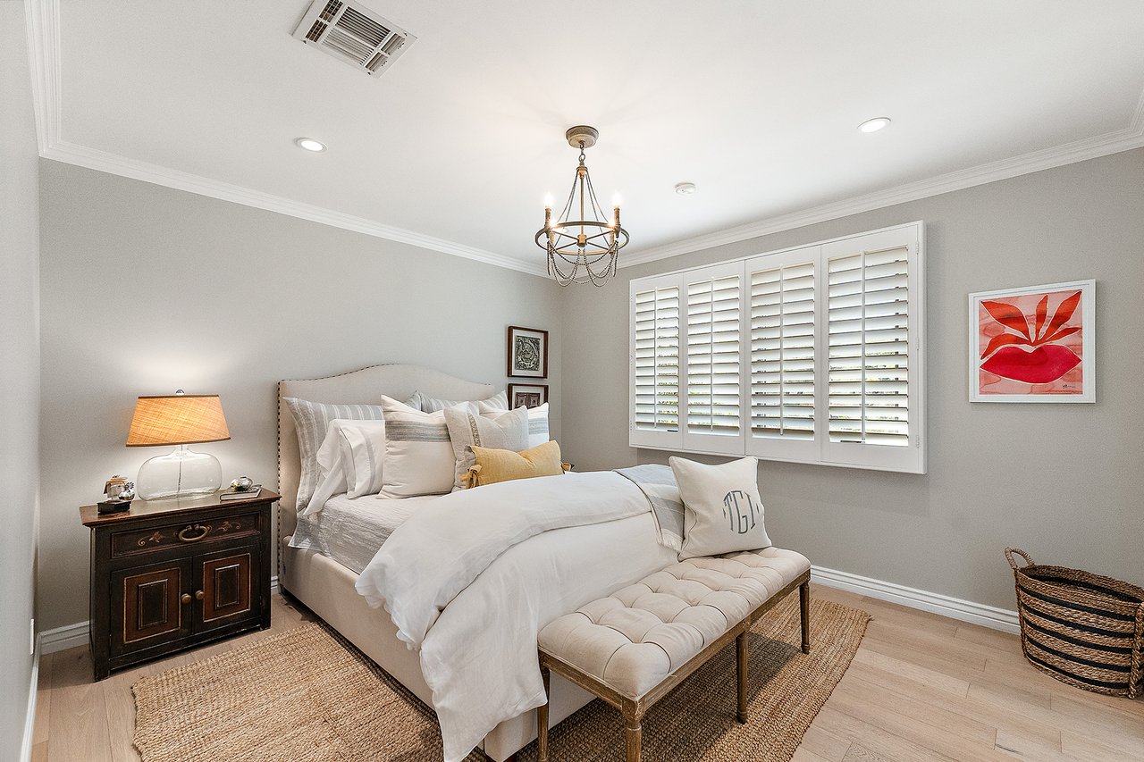 3508 E MARLETTE Avenue