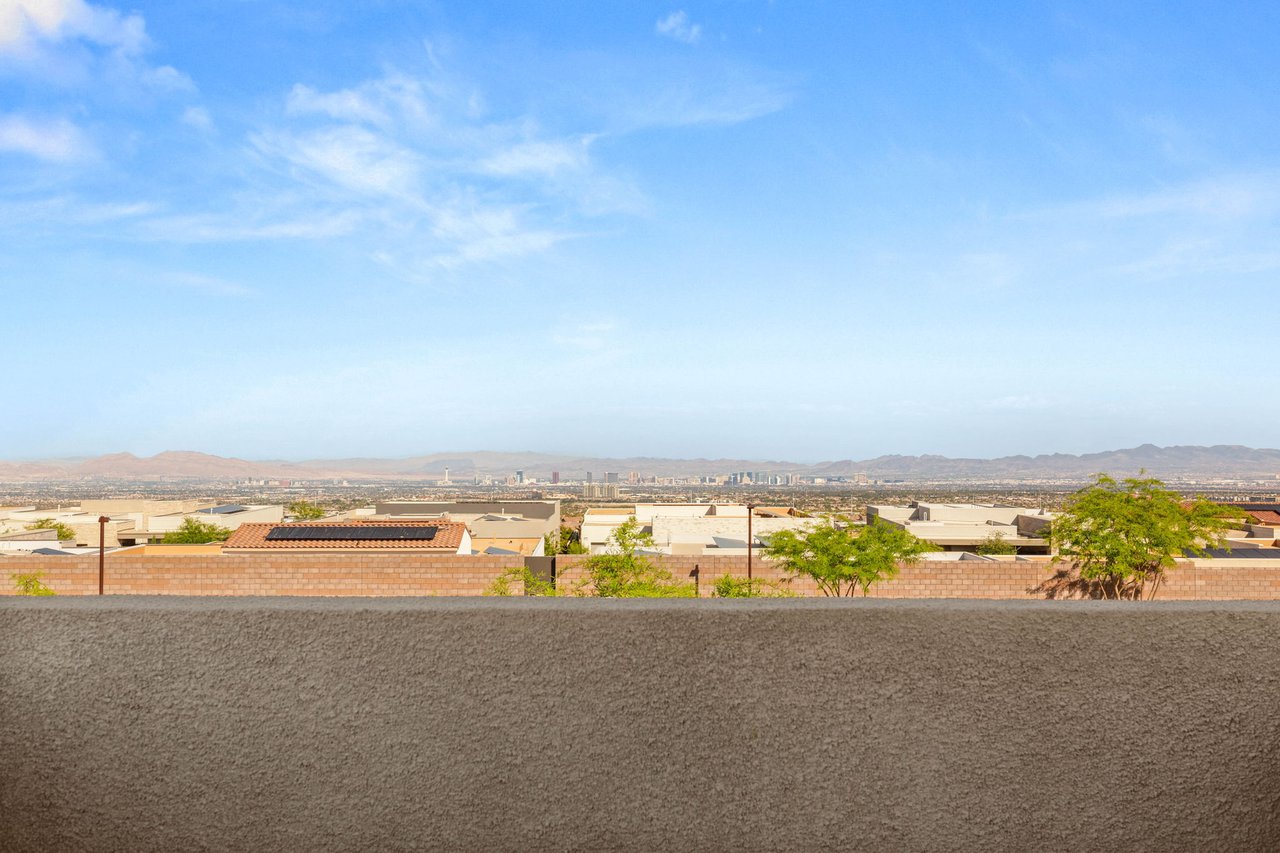 484 Windstone Crest