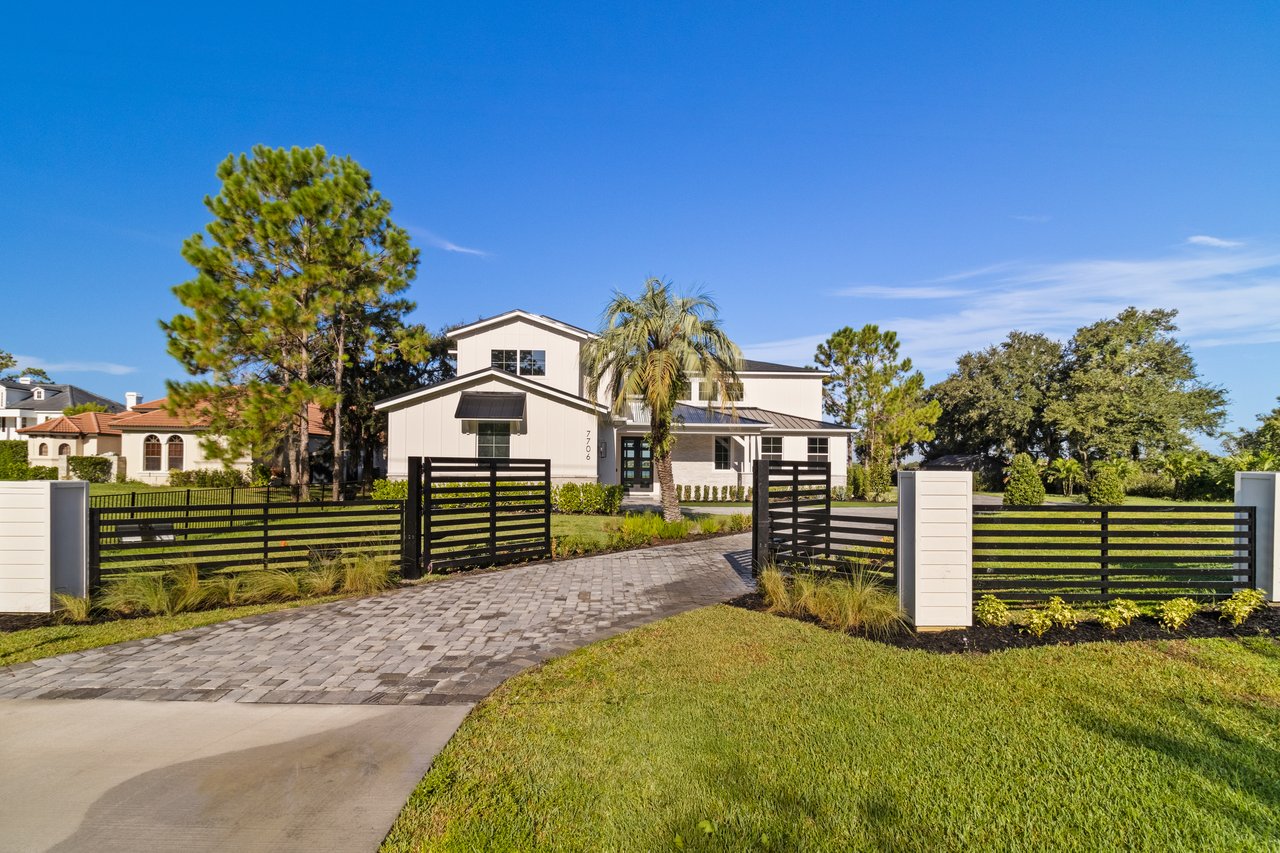 7706 Ficquette Rd- Windermere
