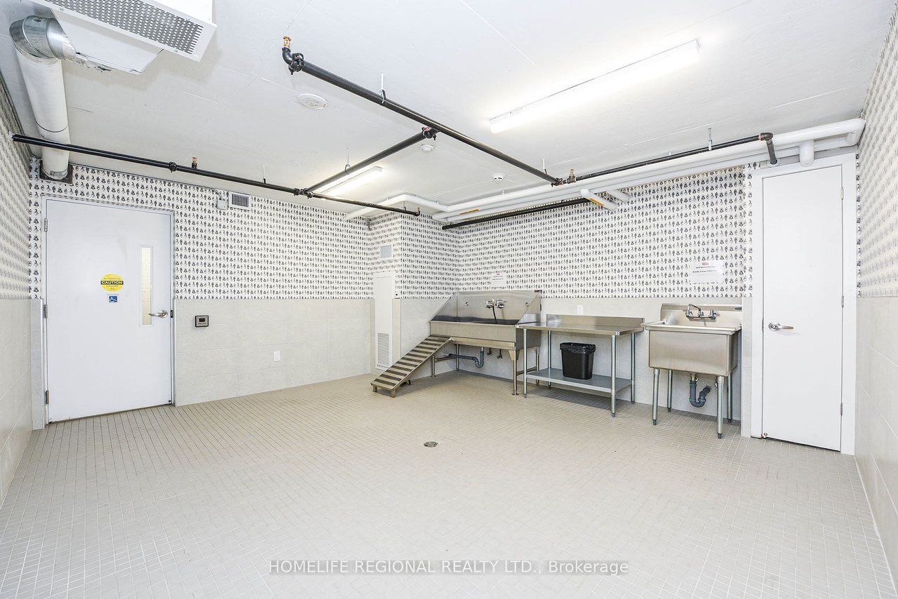 WEST CONDOS PENTHOUSE 