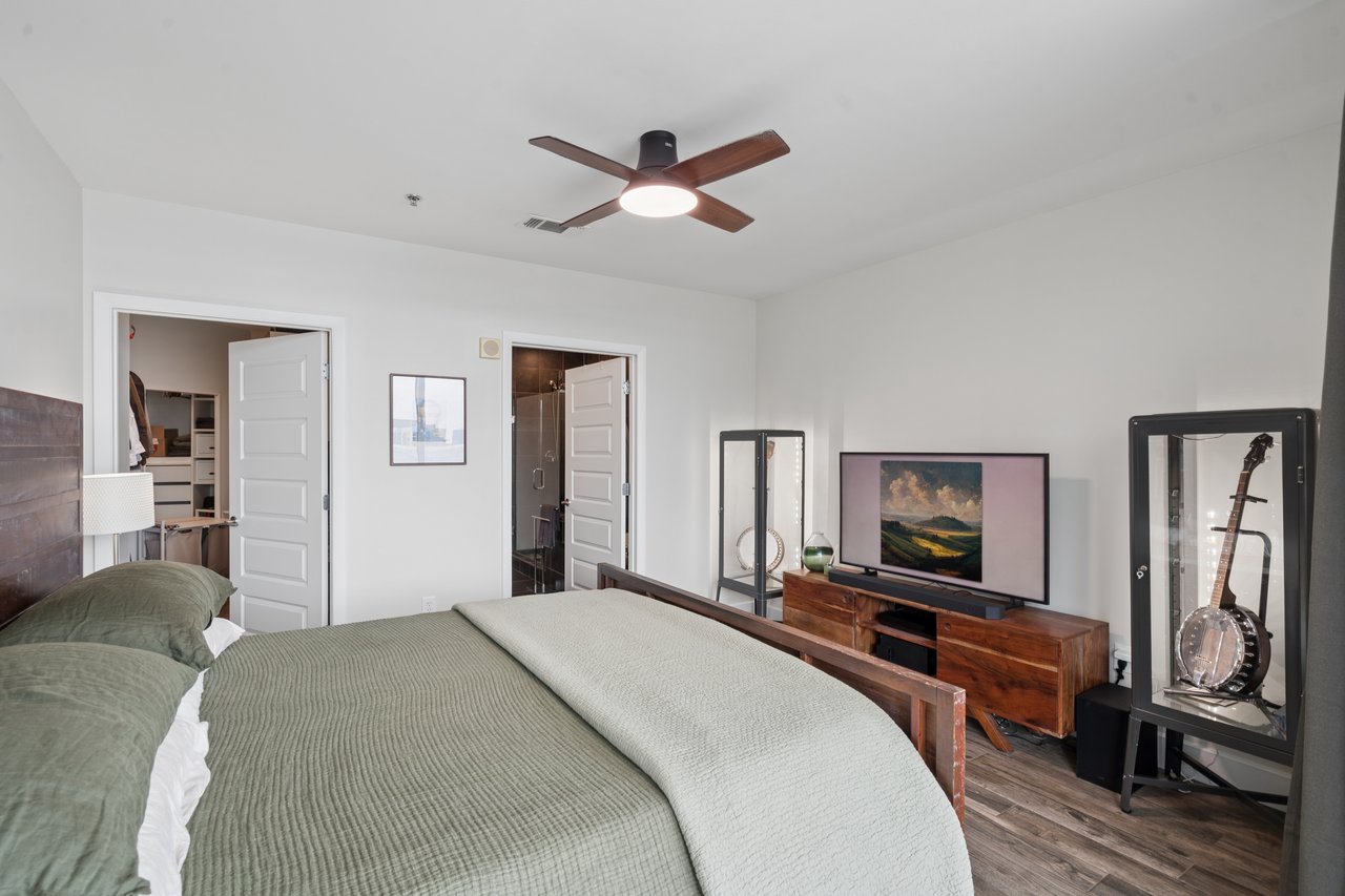 1080 Peachtree Street NE Unit 1711
