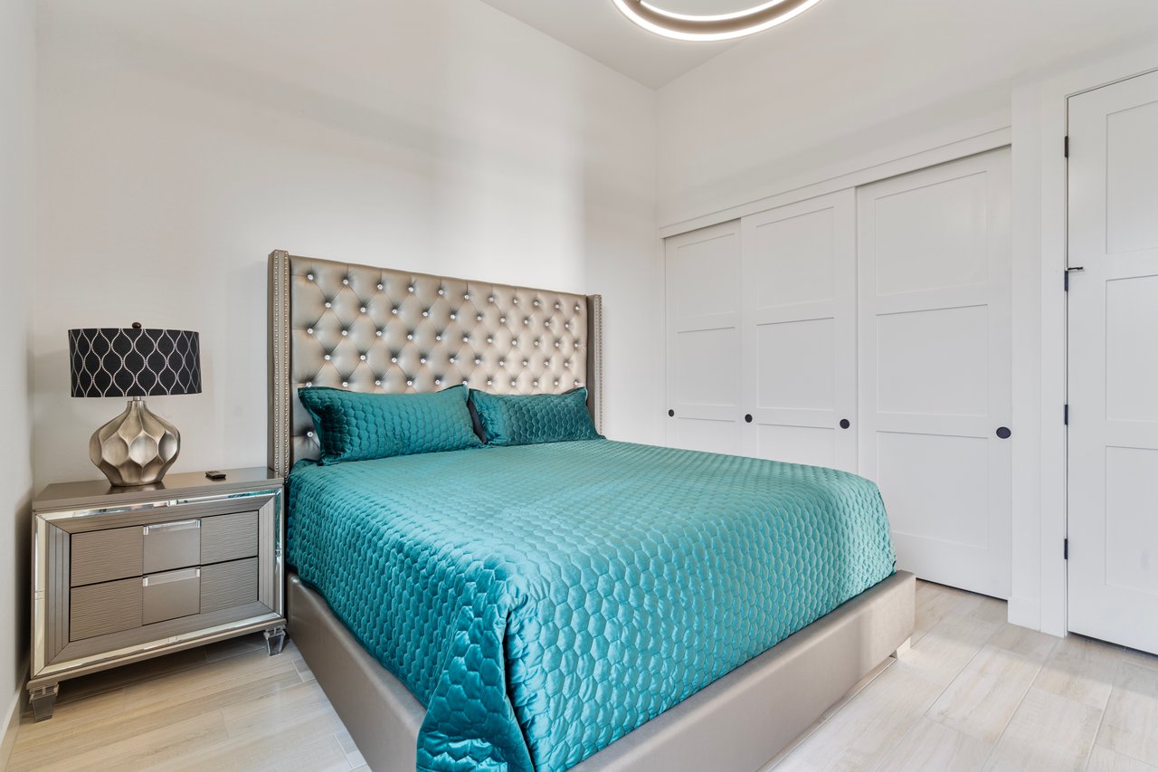 17237 E DESERT VISTA Trail