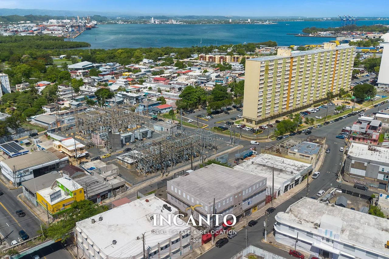 Commercial Building, Las Palmas, San Juan