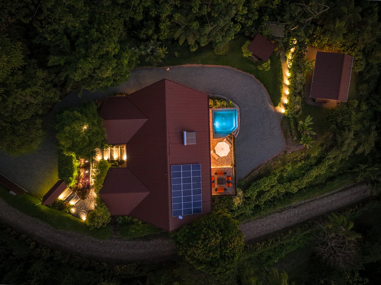 CasaPor Fin,Where the Rainforest Meets the Sea - Oceanview Luxury Estate
