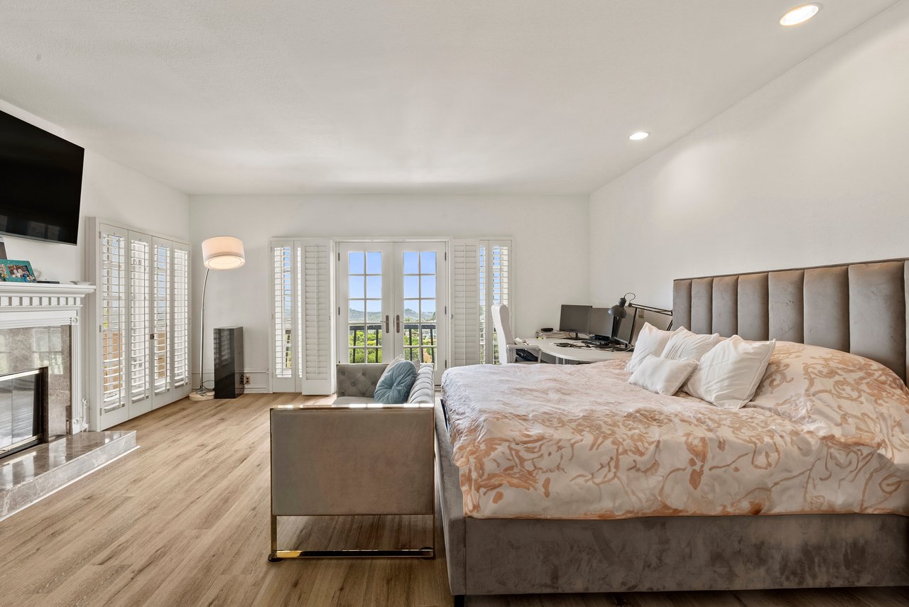 2282 Canyonback Rd, Brentwood