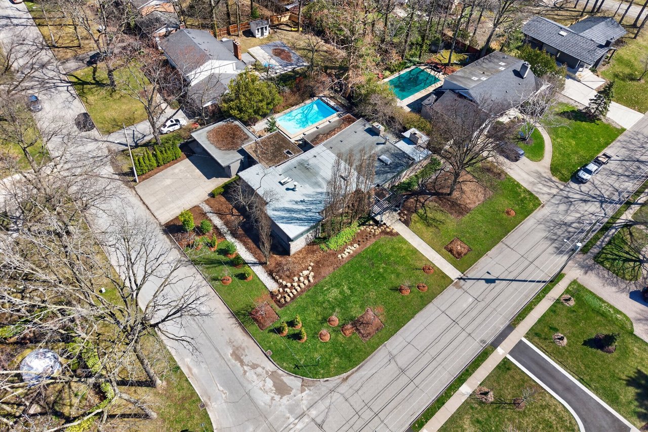 Inspiring MCM Residence