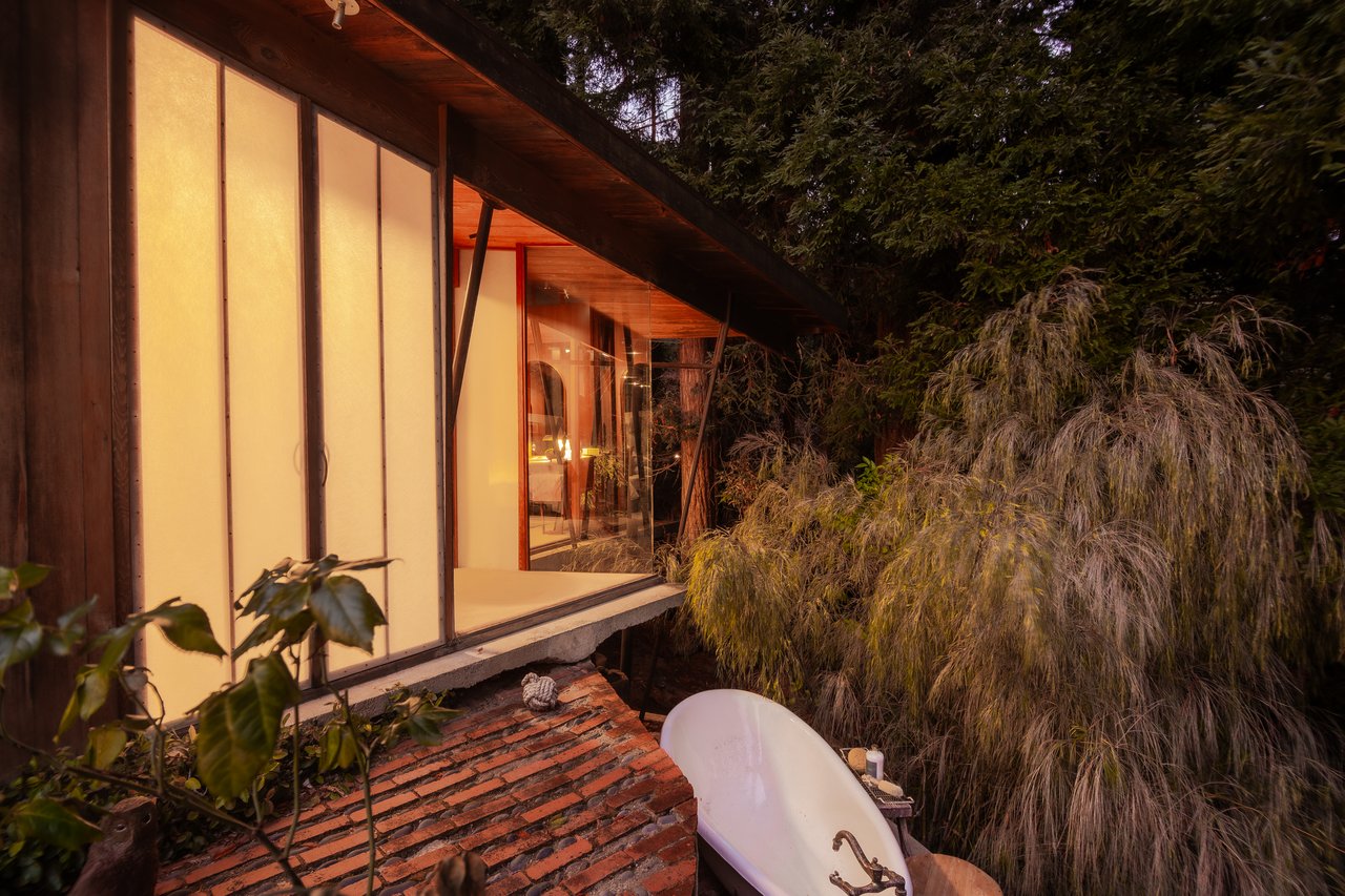 The Radius House