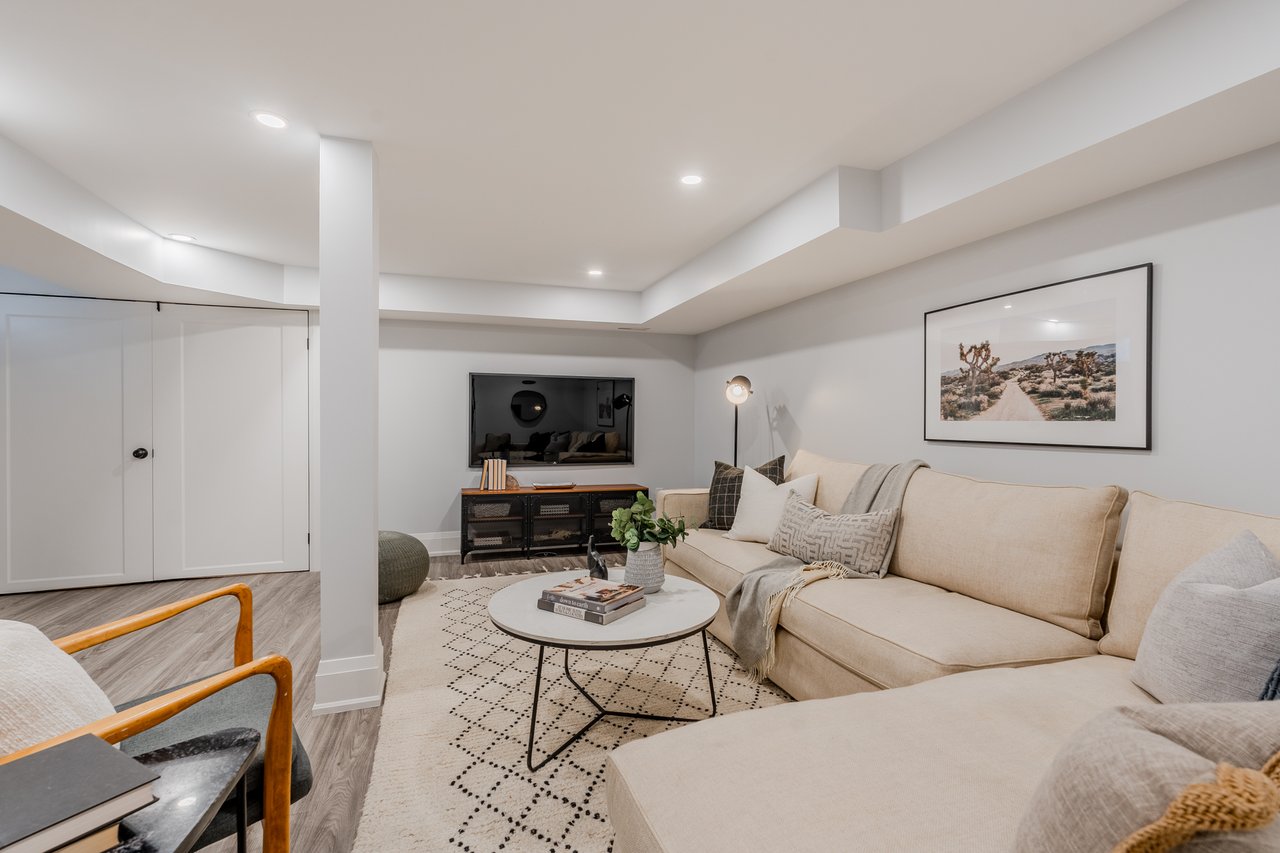 75 Holmstead Ave