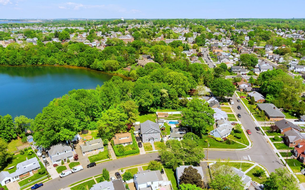 Bayville