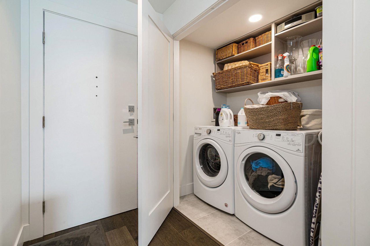 2242 Folkestone Way, #21