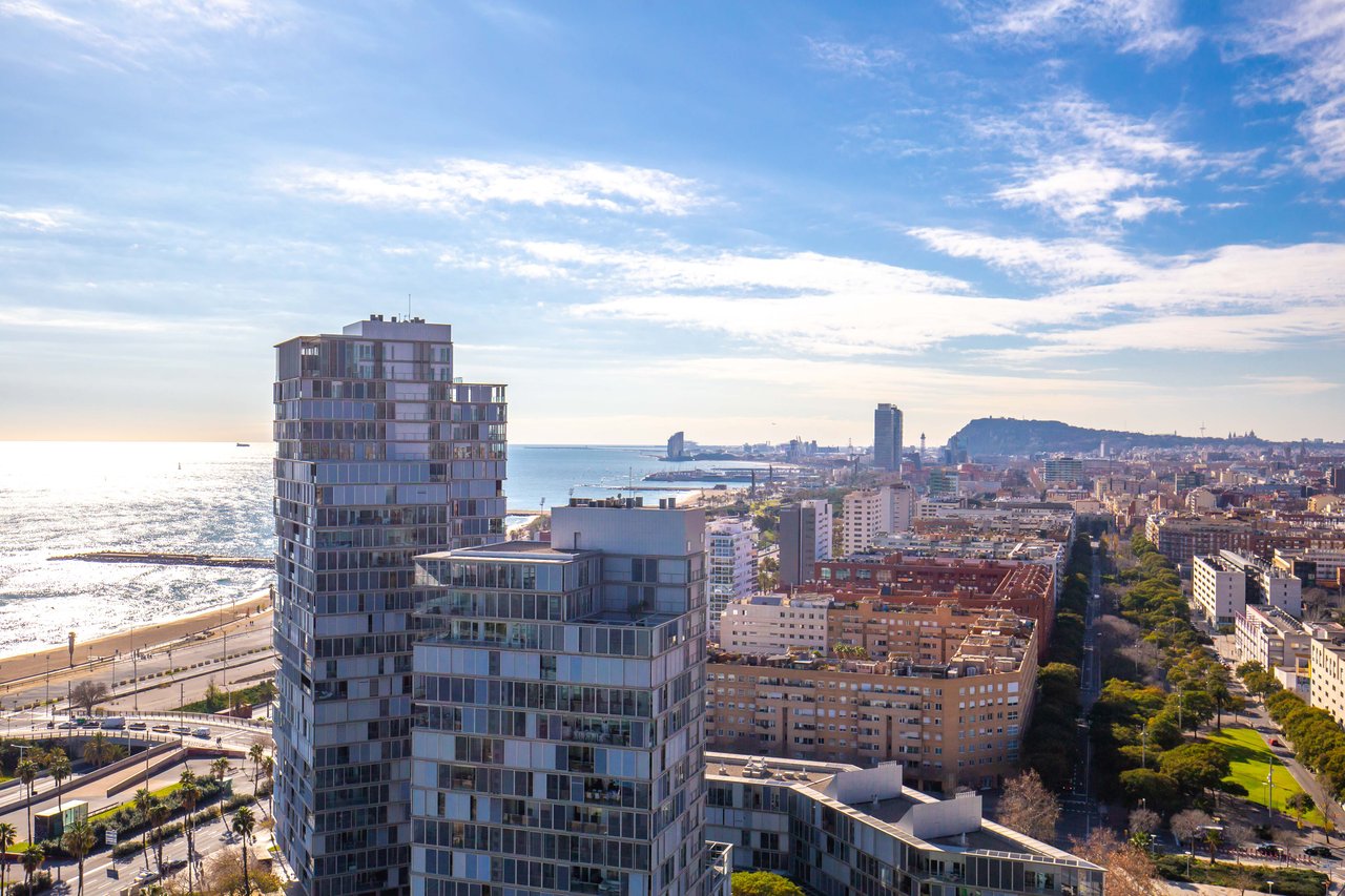 Luxury penthouse in Diagonal Mar, with views and pool 