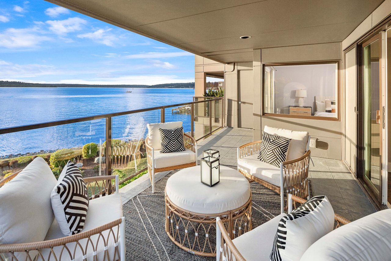 827 Lake Street S Unit: 208