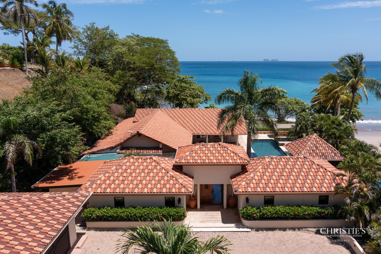 Casa Playa Bonita | Beachfront Luxury Estate in Playa Flamingo