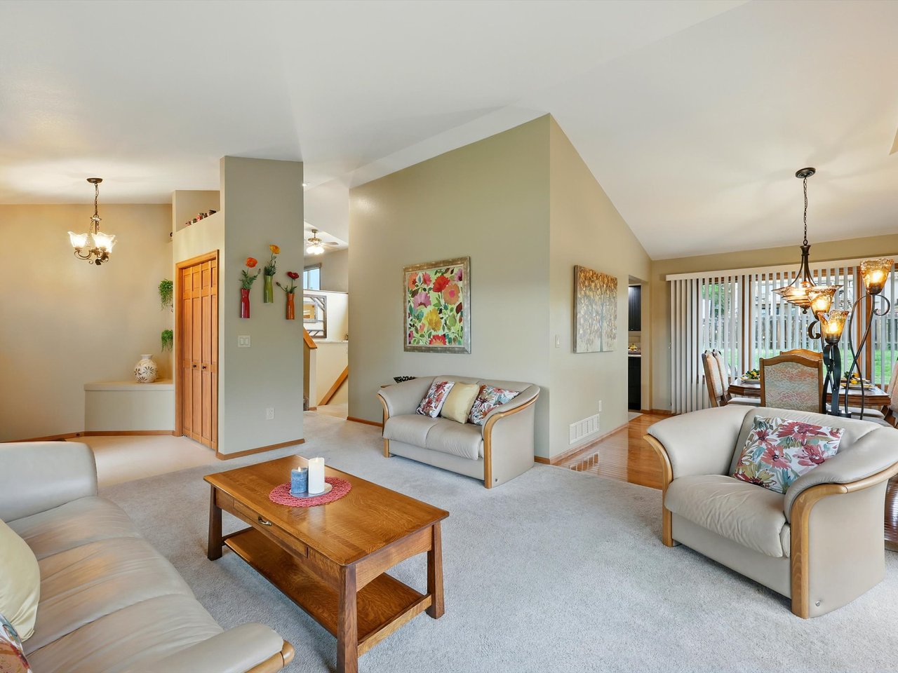 440 Torrey Pines Way