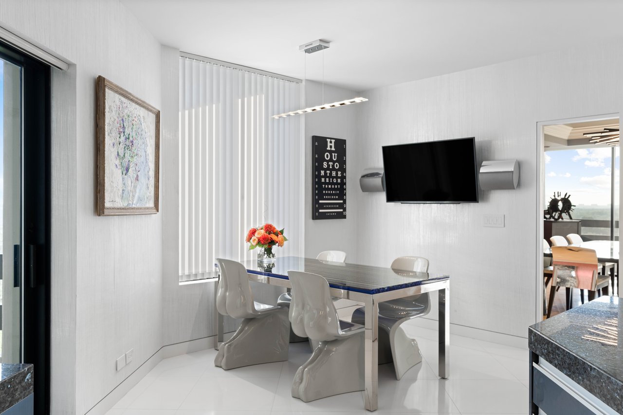 2660 Peachtree Road #24CD