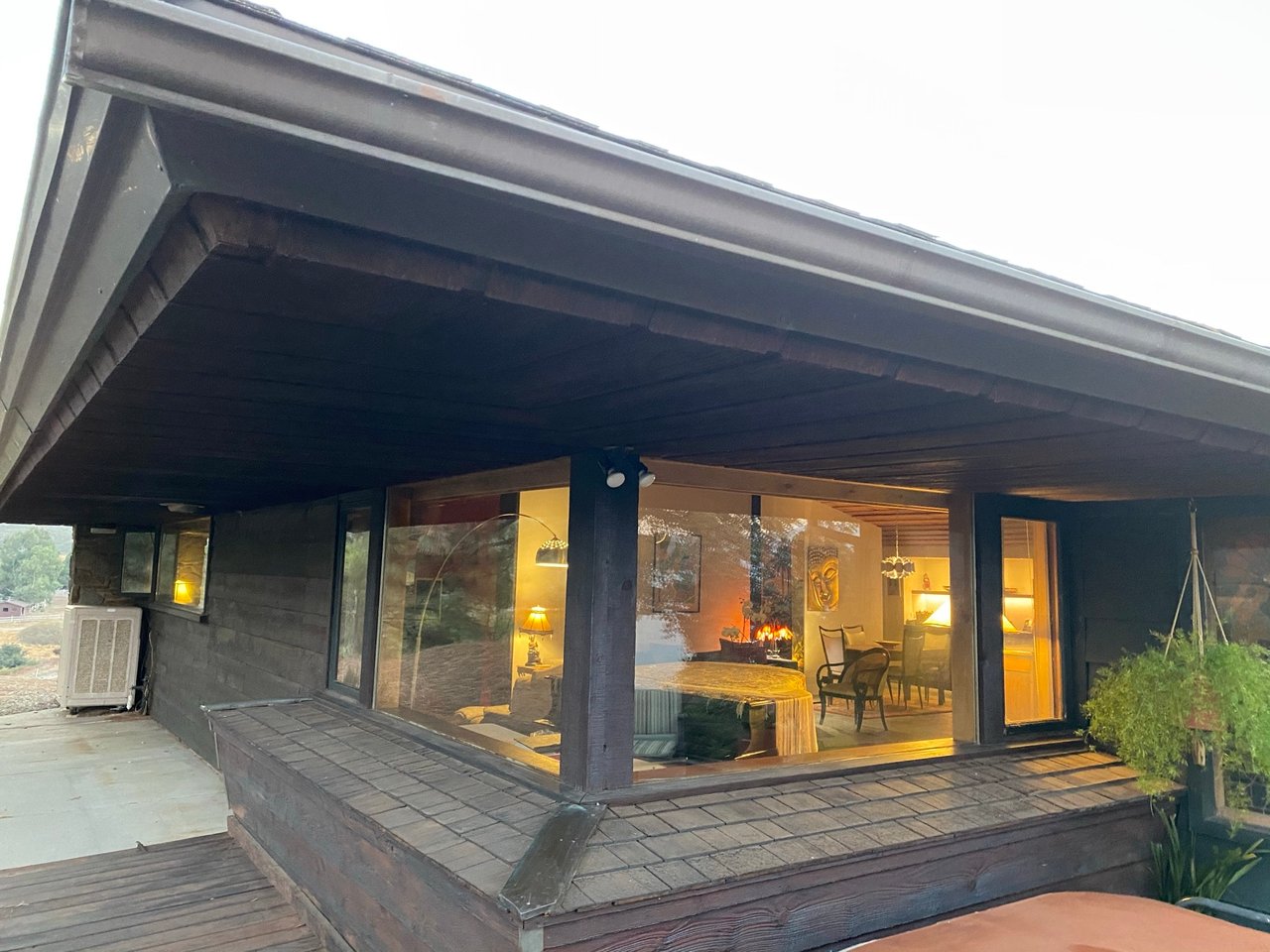48700 Twin Pines Rd