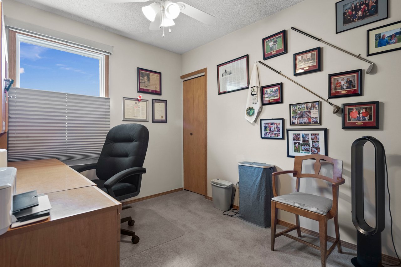 544 Blackthorn Road NE Unit: 1404