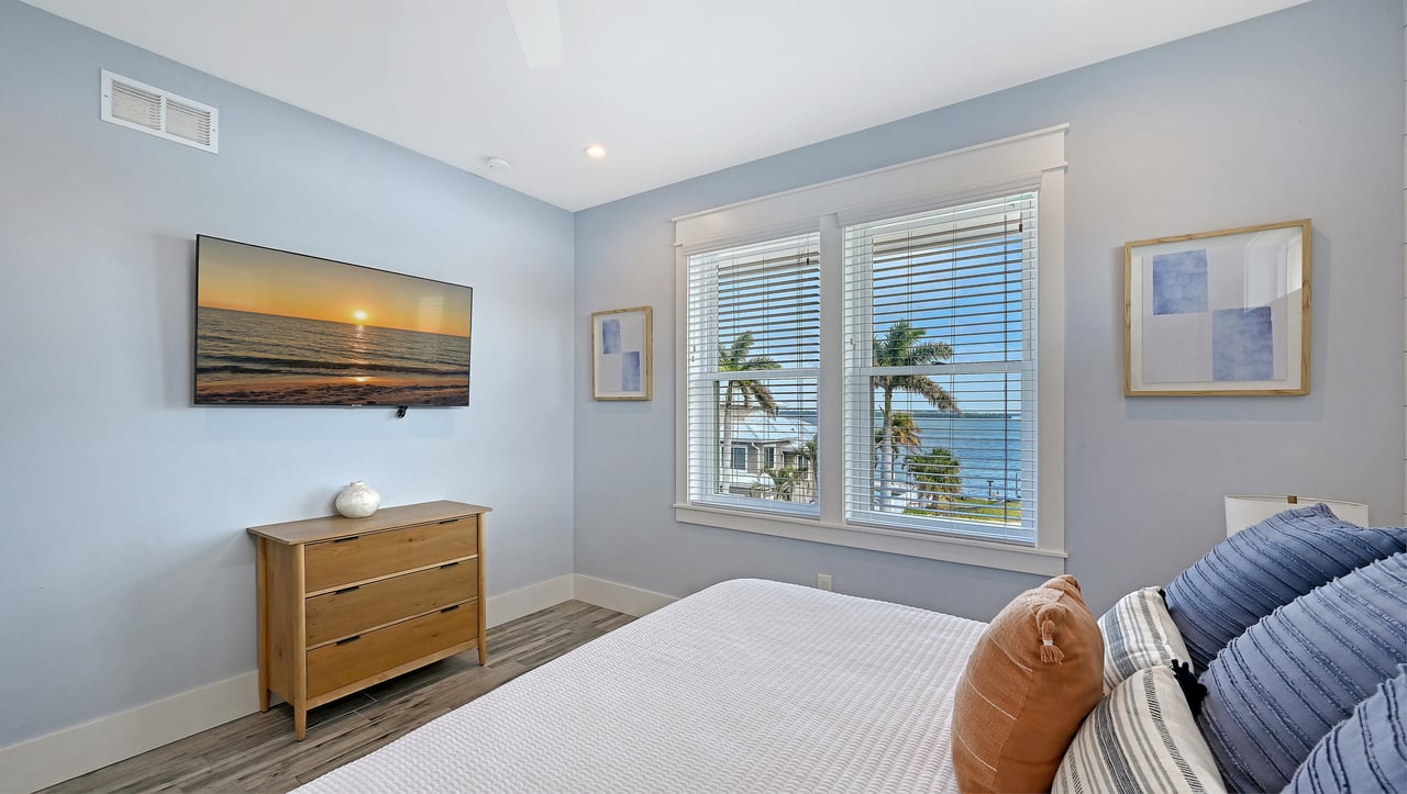 2206 Avenue A, Bradenton Beach, Florida