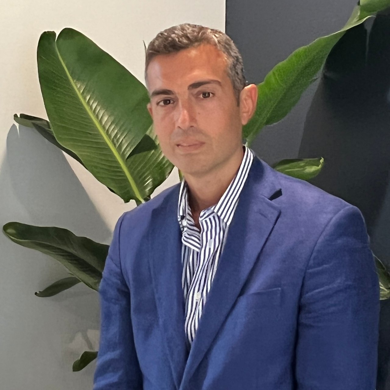 Maximiliano Ricca Aventura, FL Real Estate Agent Headshot