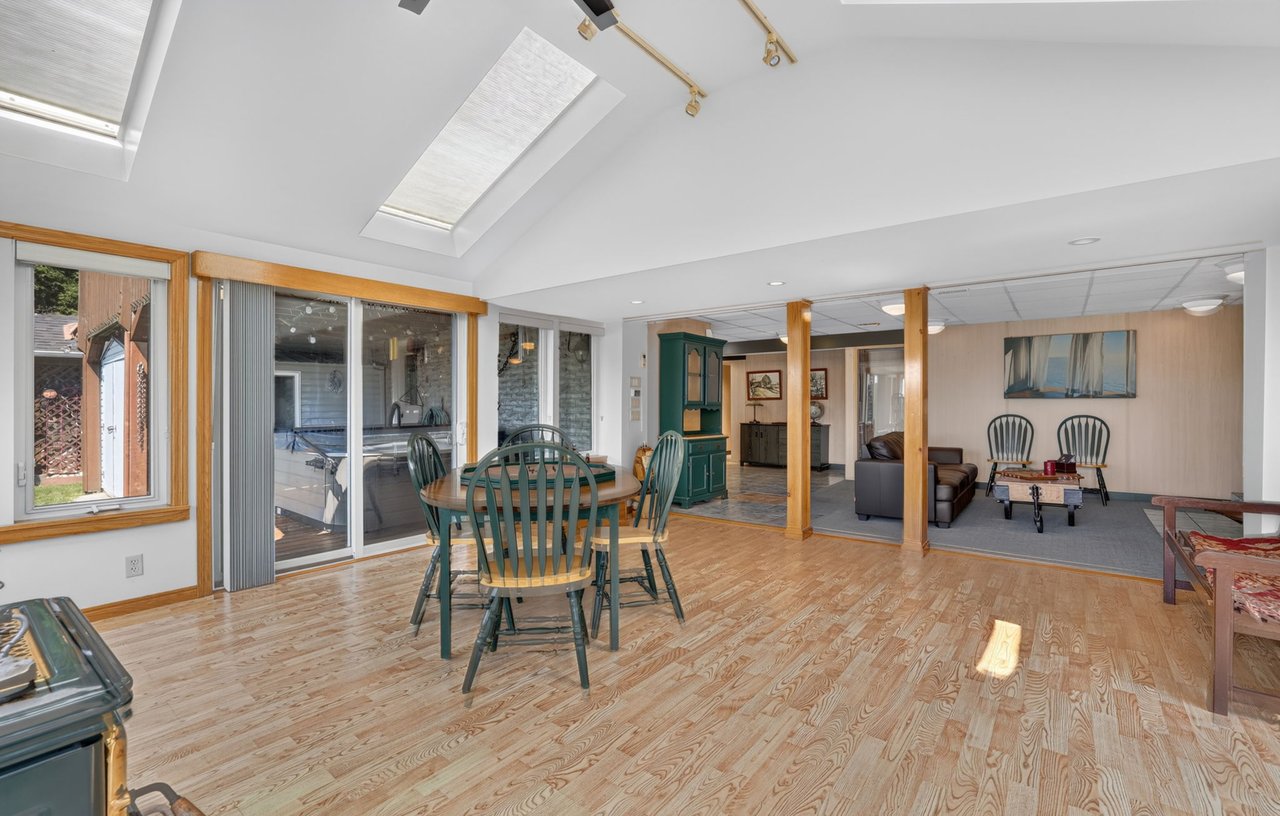 16 Hi View Drive