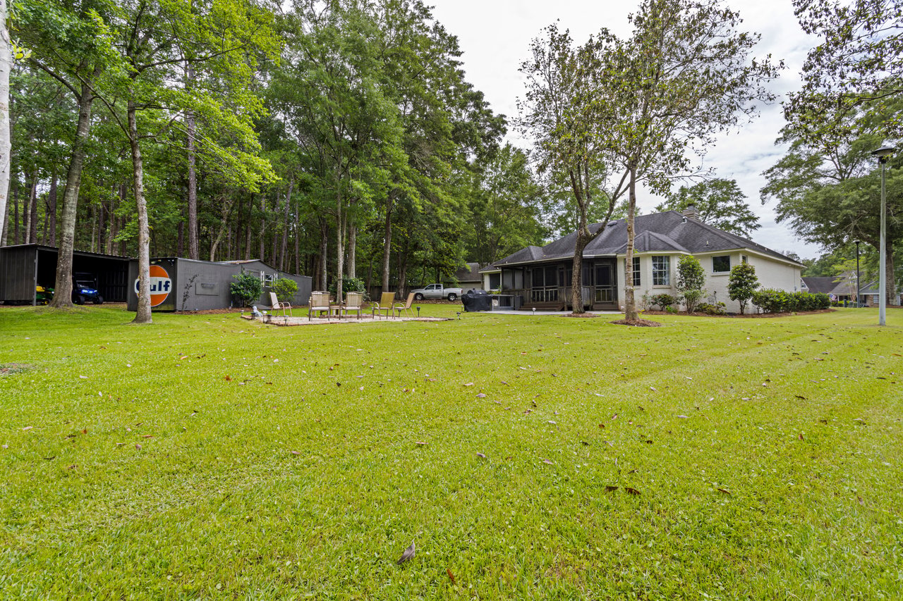 A Rare Waterfront Setting with Room to Breathe