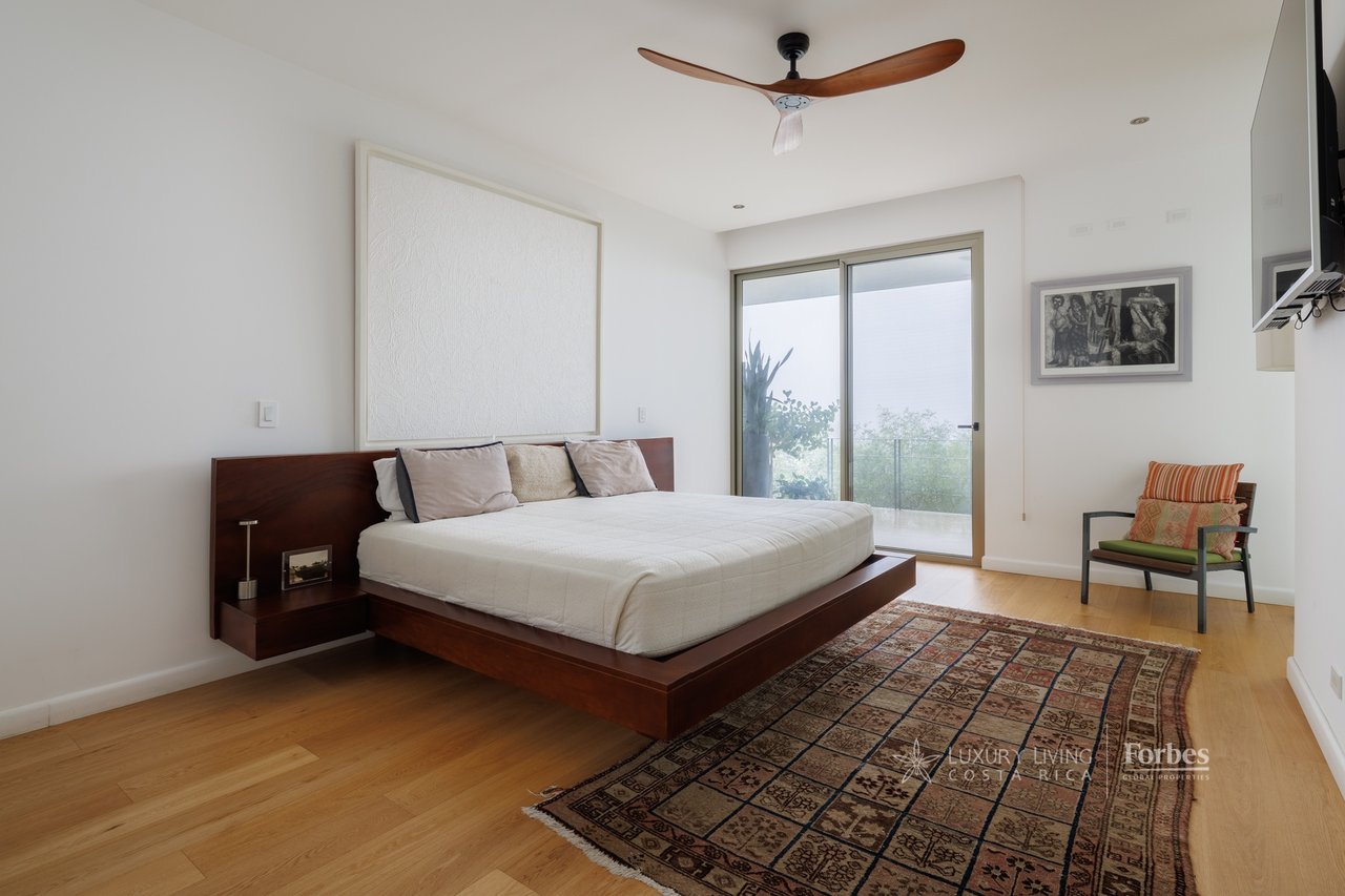 21363 - Modern Home with Panoramic Views in Villa Real 