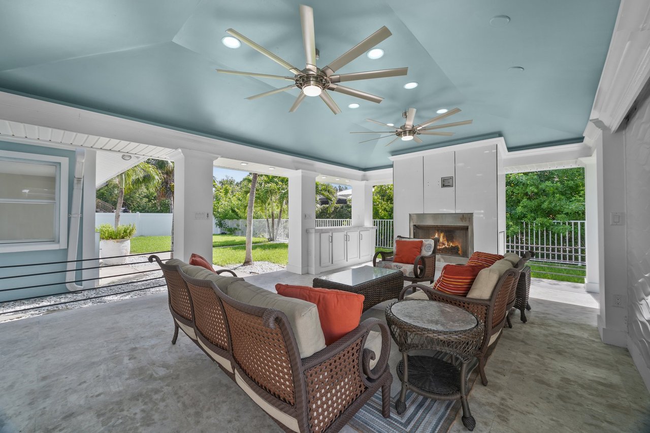 	27296 BUCCANEER DR, BONITA SPRINGS