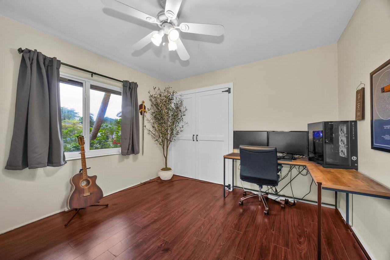 Spacious Living on a Private Cul-de-Sac