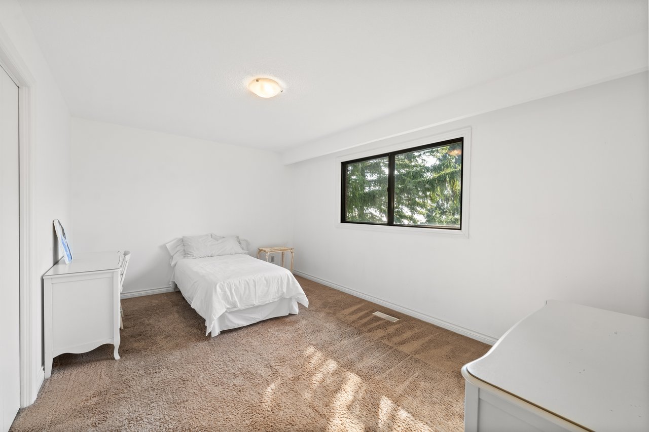 20 Arkendo Drive, Oakville