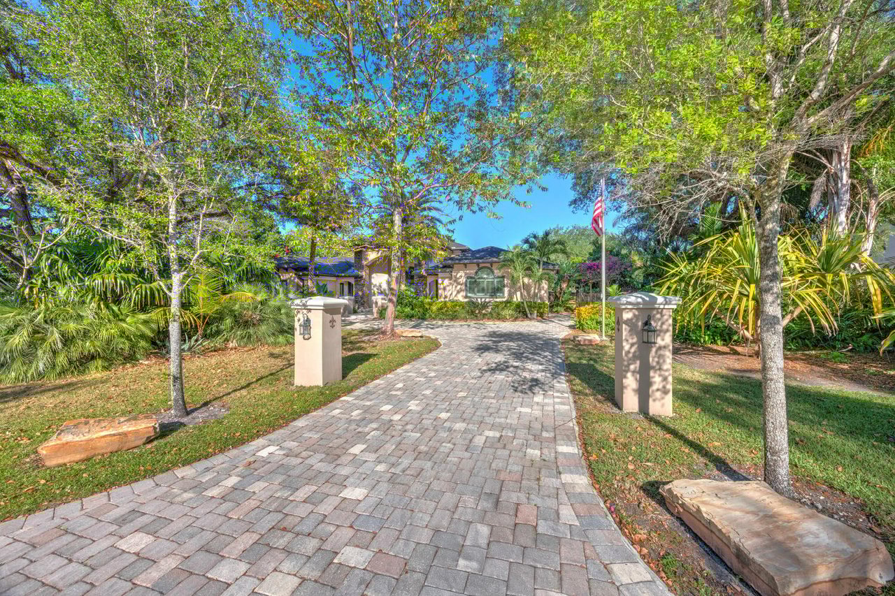 Elegant Custom Home on Builder’s Acre Near Baptist Hospital
