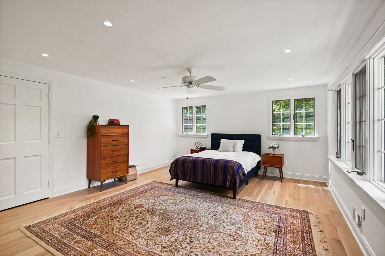 3 Truesdale Lake Drive