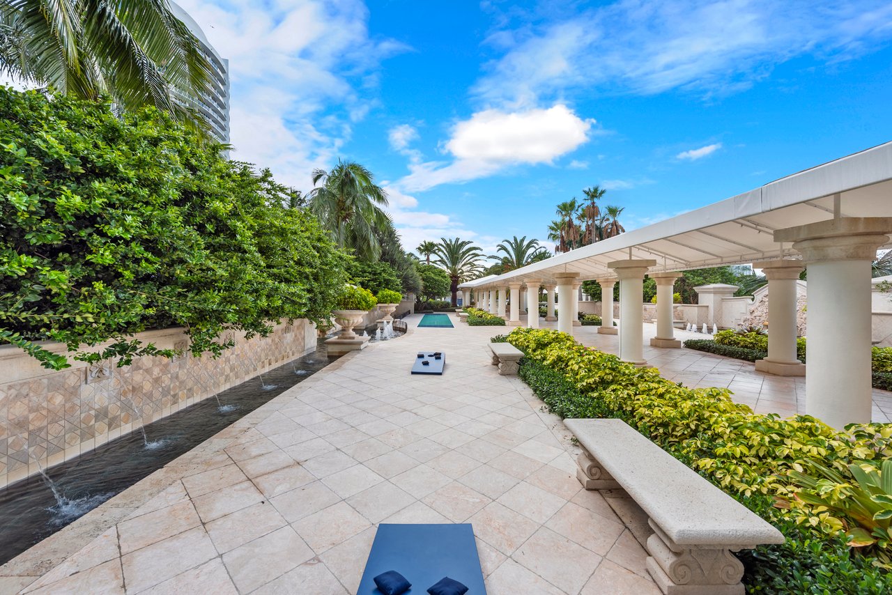 6000 Island Blvd # 2507