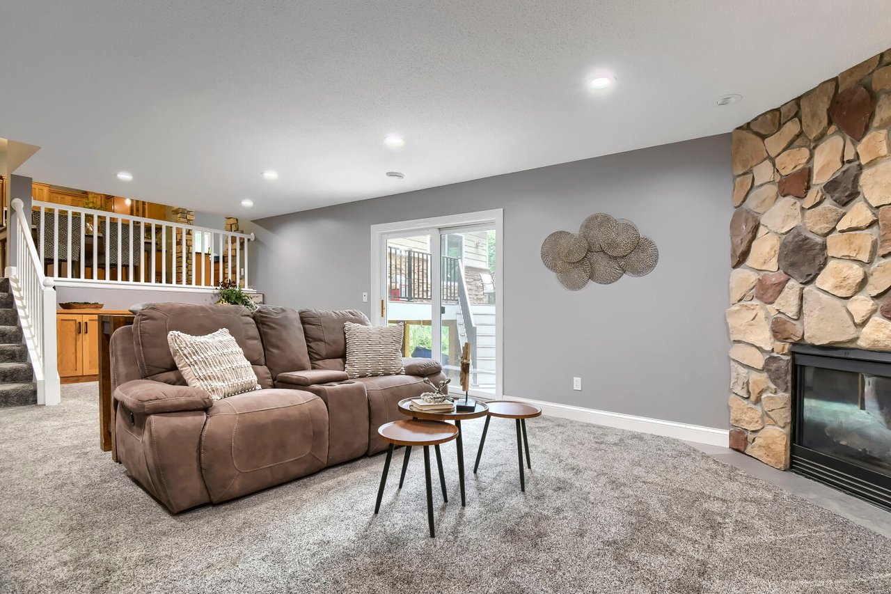 22376 Brett Trail, Rogers, MN 55374