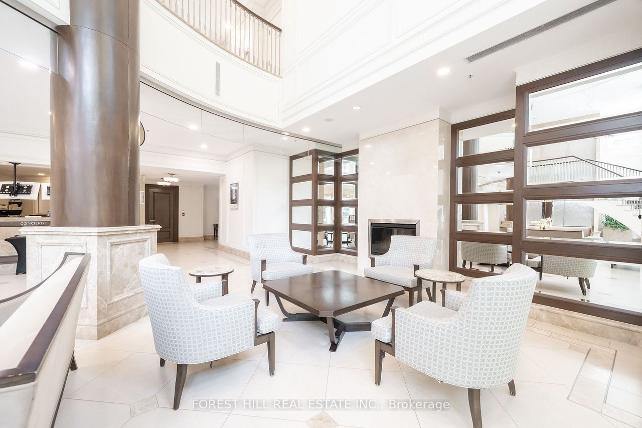 LIVING IN ARIA PENTHOUSES