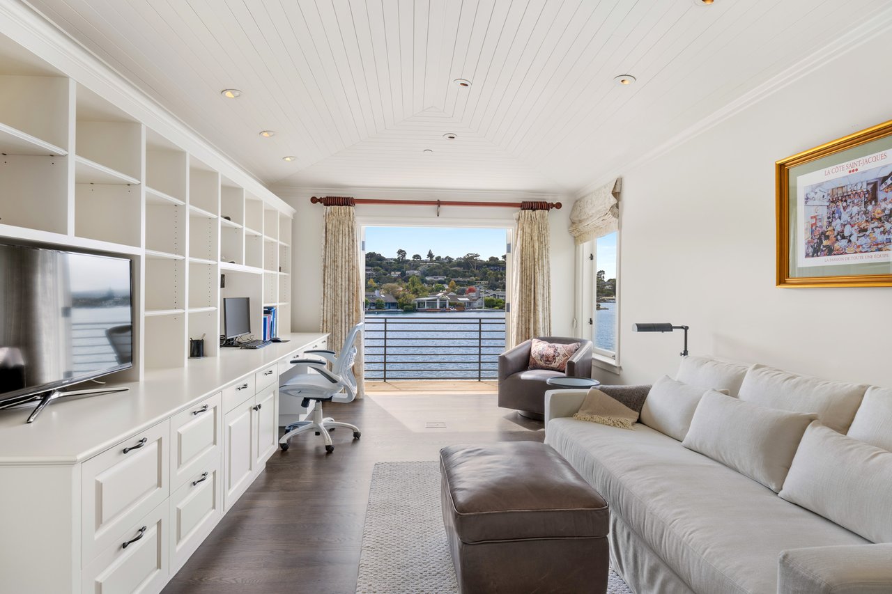 Unparalleled Design on the Belvedere Lagoon