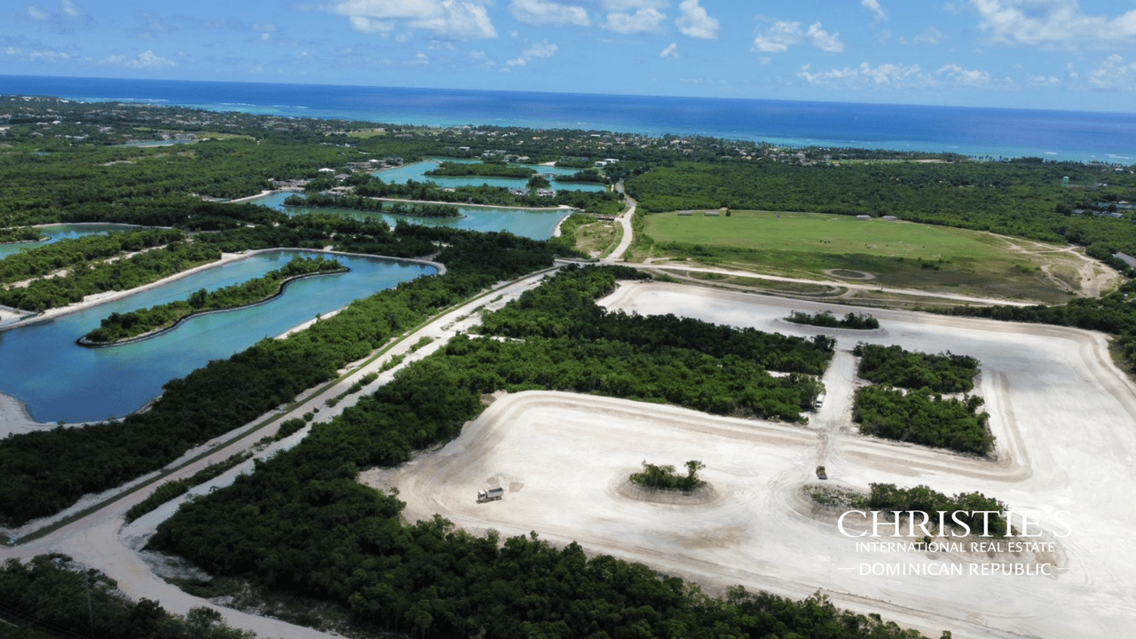 Luxury Lakefront Land in Punta Cana Resort & Club – Invest in Paradise