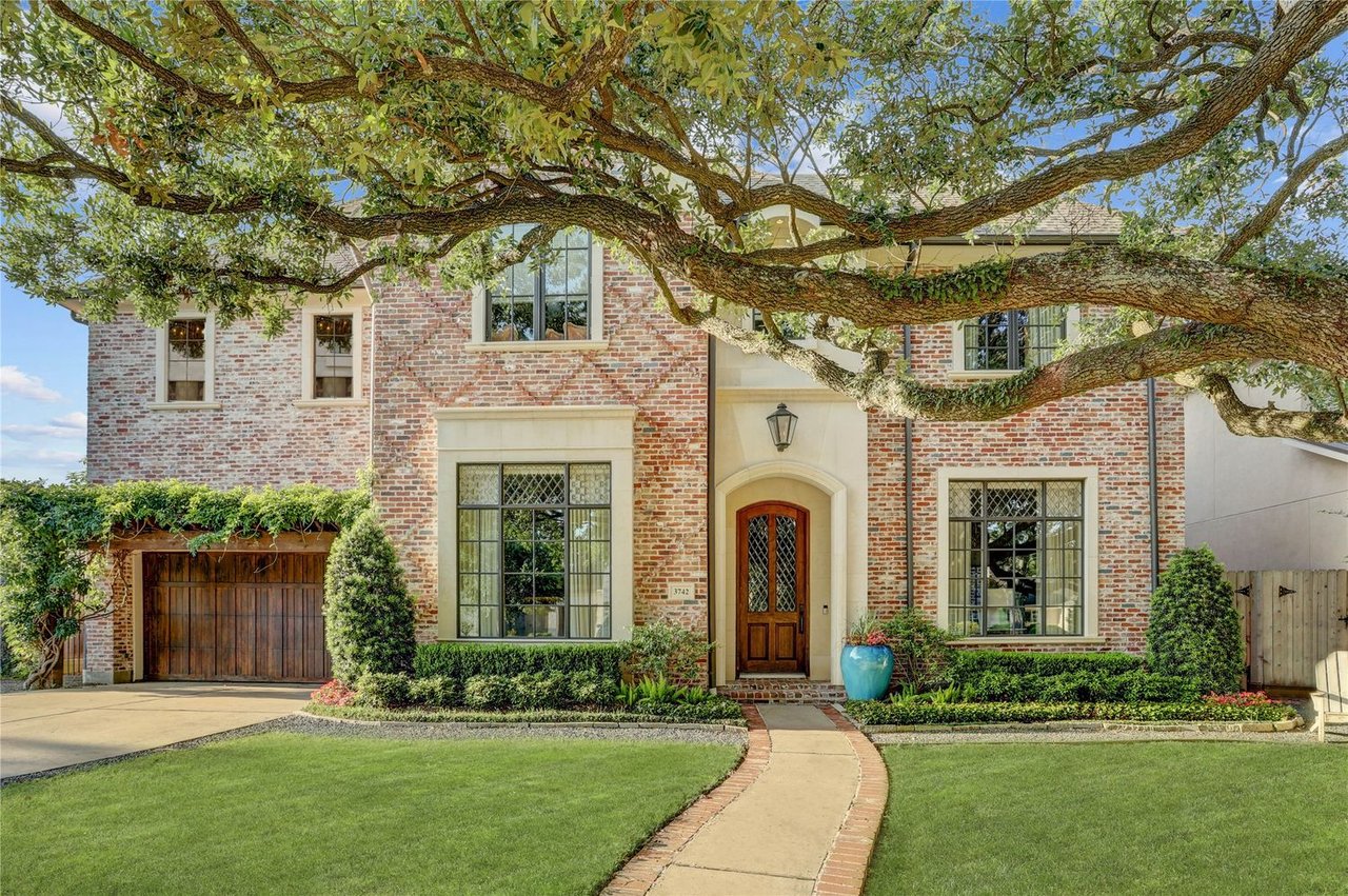 3742 Glen Haven Blvd