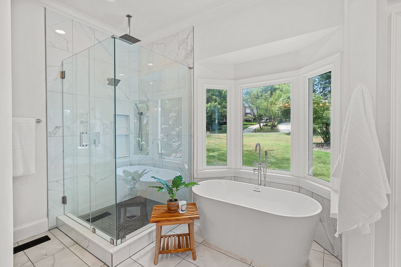 21404 Blakely Shores Drive
