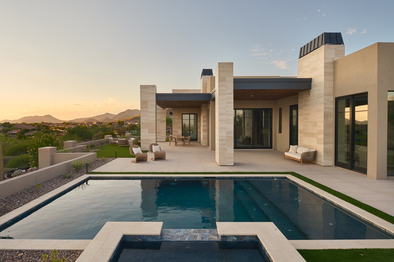 9619 N SOLITUDE Canyon