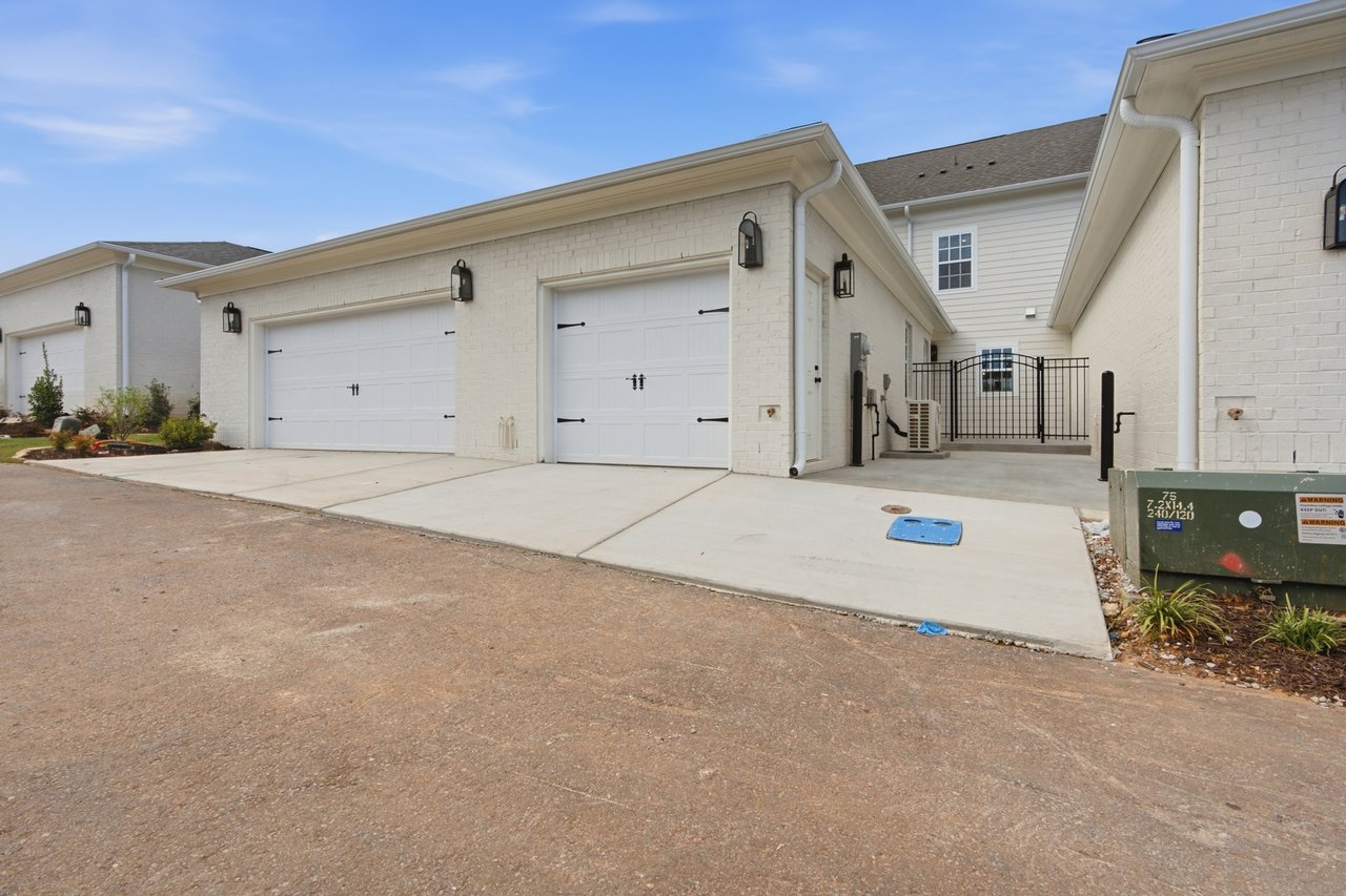 Upscale Townhome Living in the Heart of Town Madison