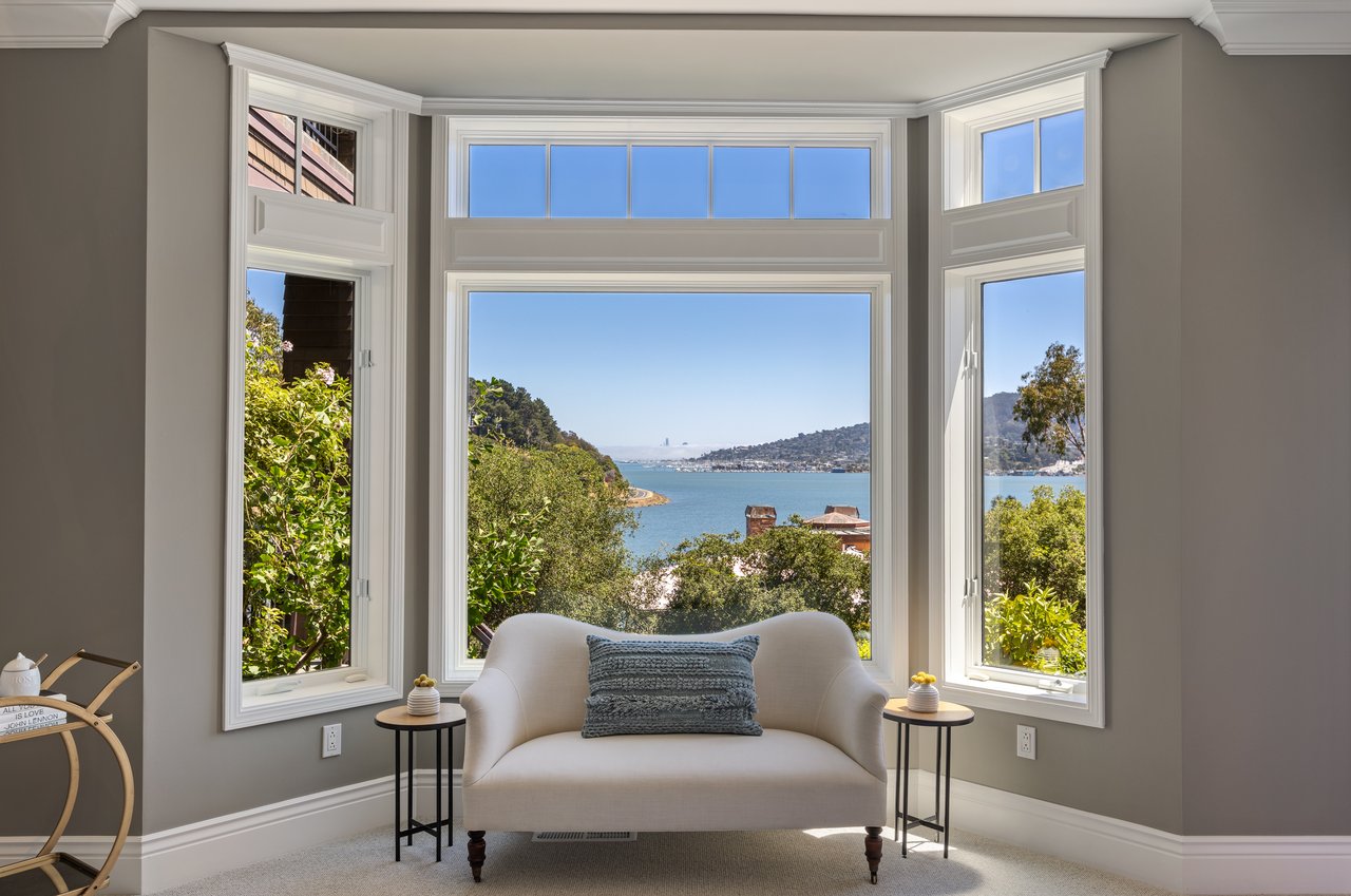 62 De Silva Island Drive Mill Valley