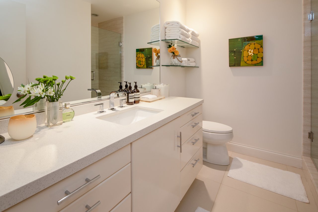 8455 Fountain Ave Unit: 518, West Hollywood 