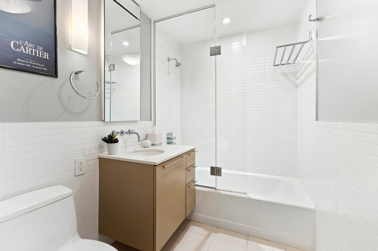 350 W 23rd St 5B