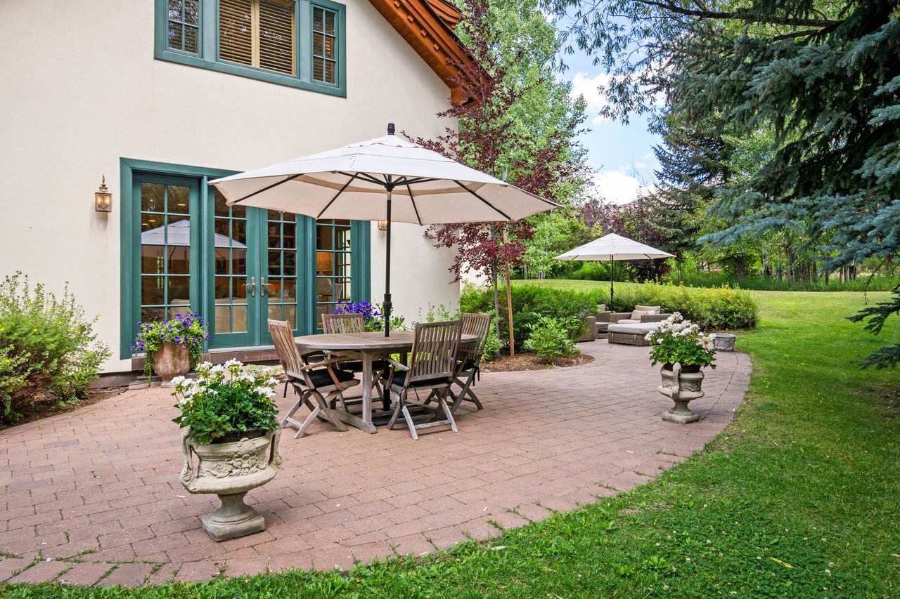 7 Rose Ct