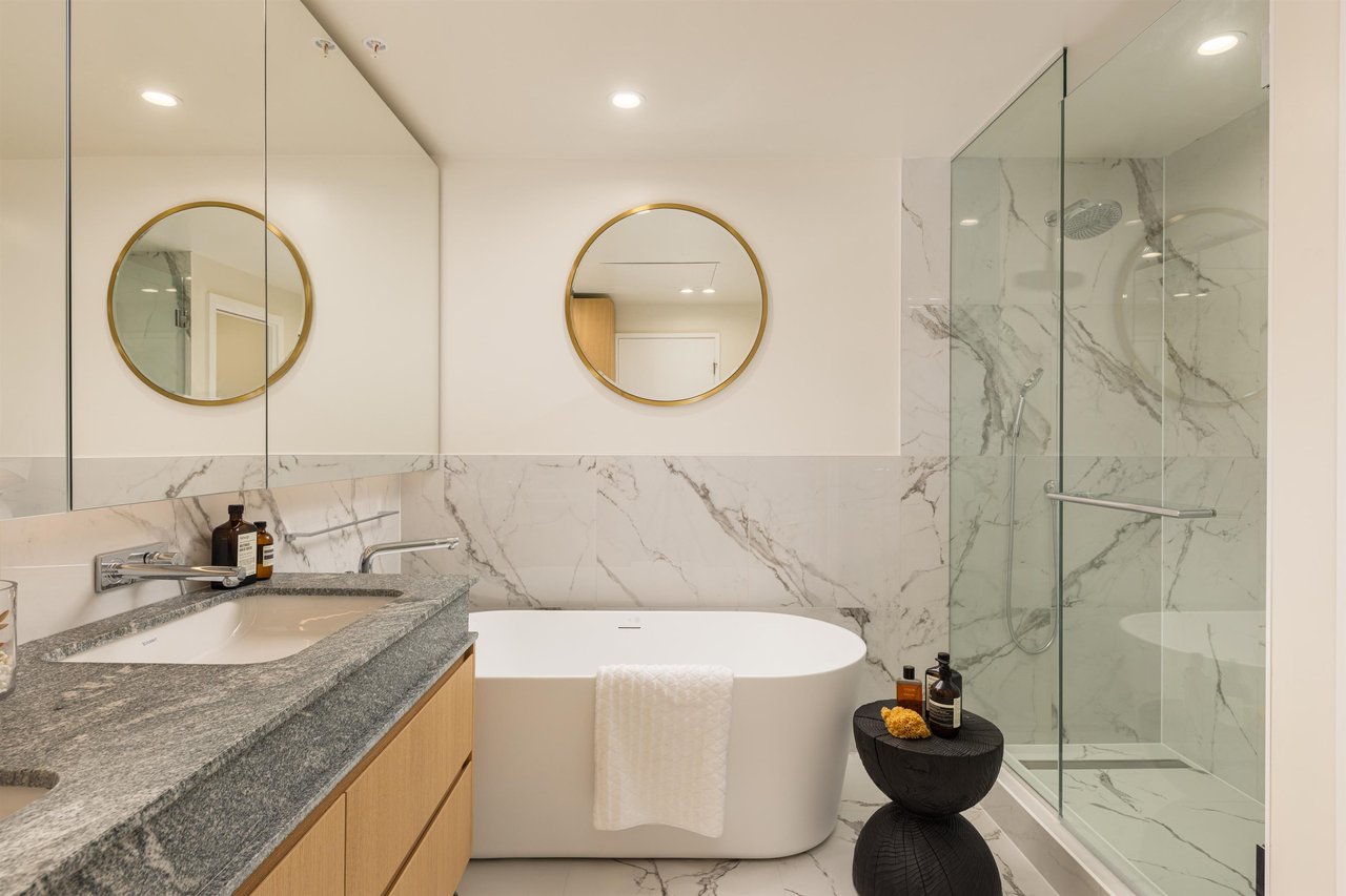 309-3668 W 10th Ave Unit: 309