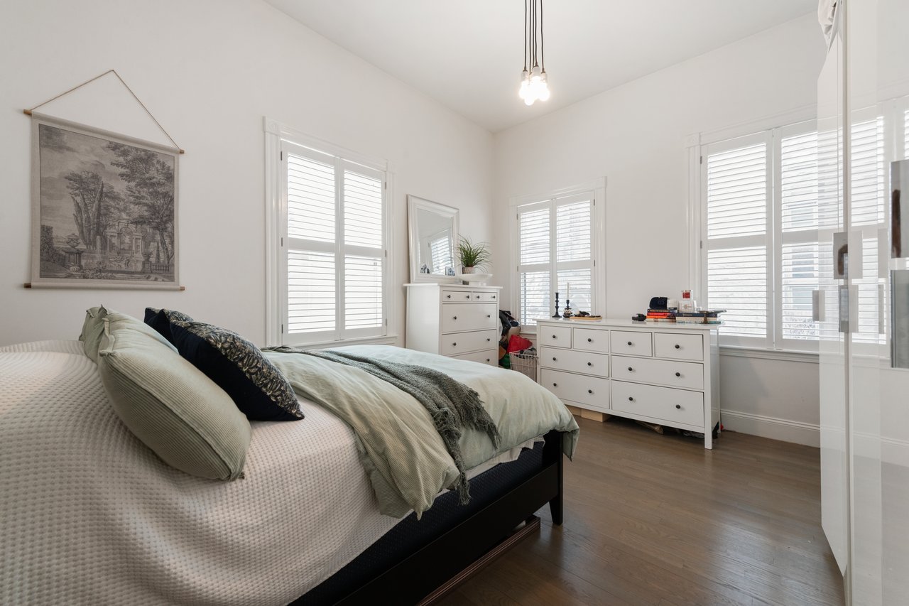 55 W Broadway, Unit 3