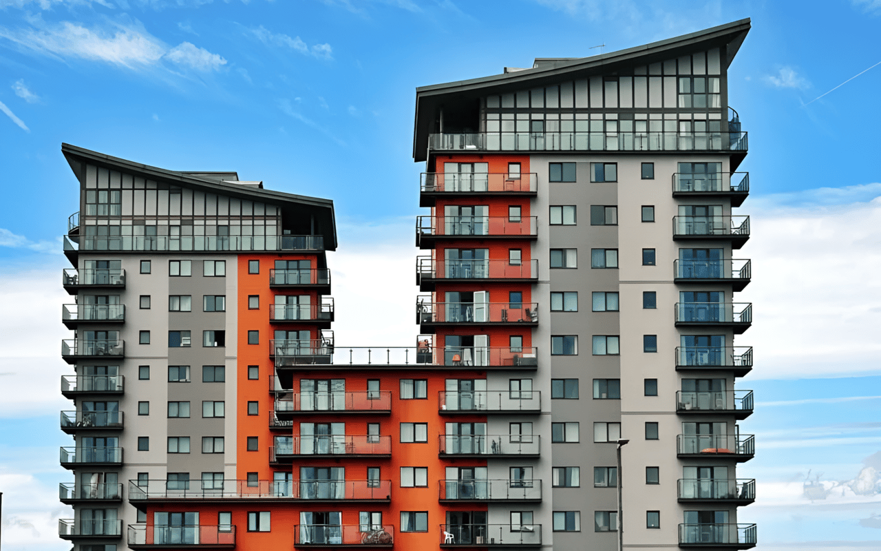 To Manage or Not to Manage