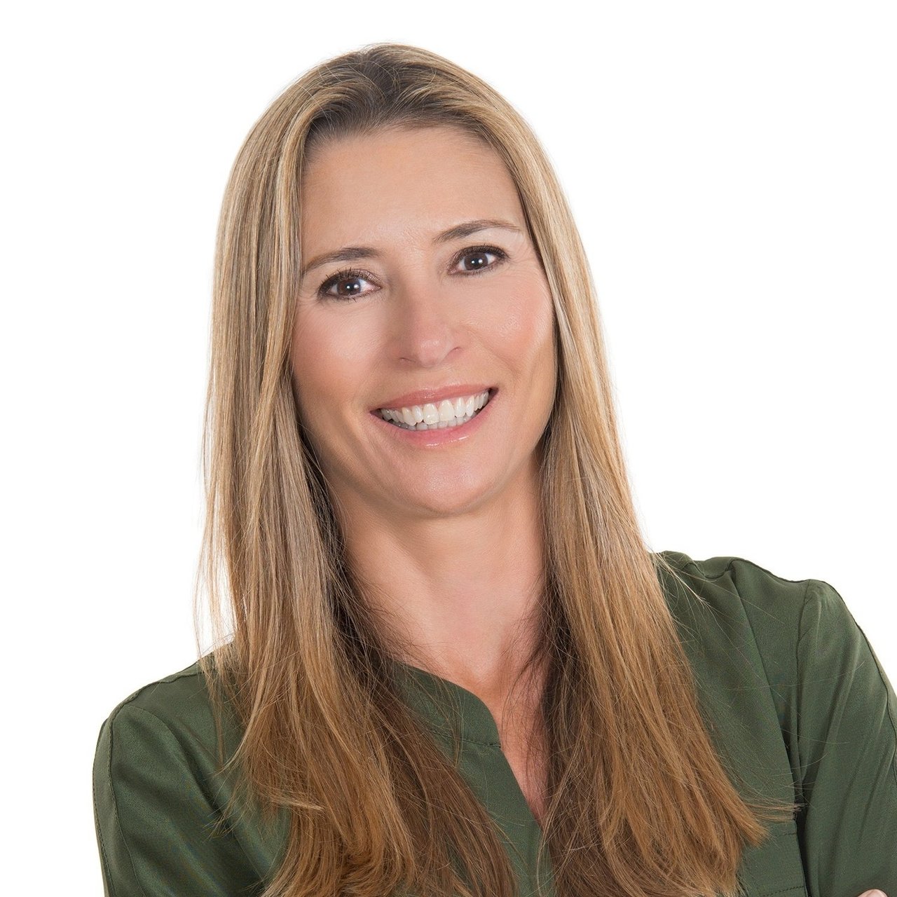 Maria Oneide Gioia Miami Beach, FL Real Estate Agent Headshot