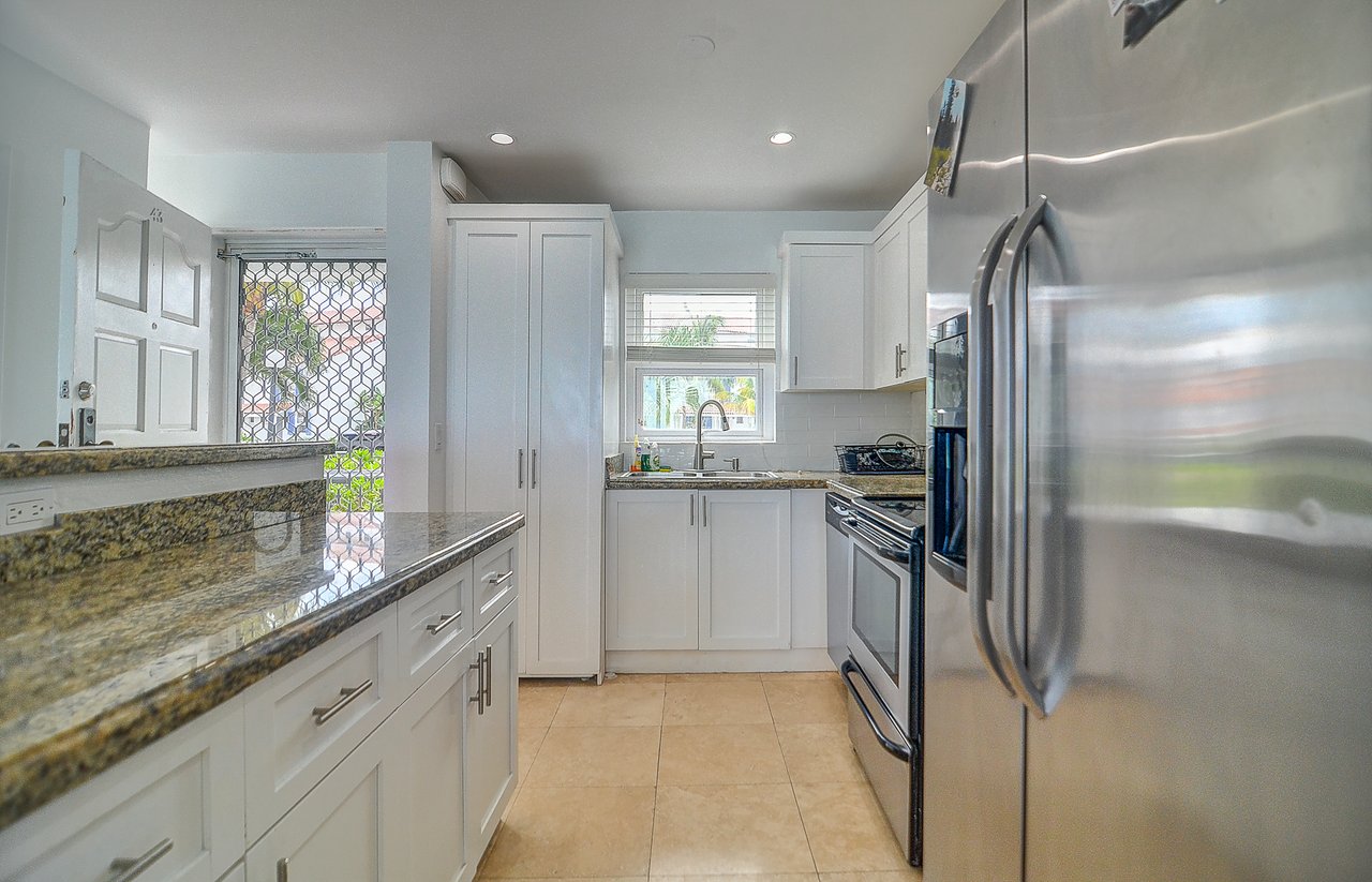 43 Delaporte Point