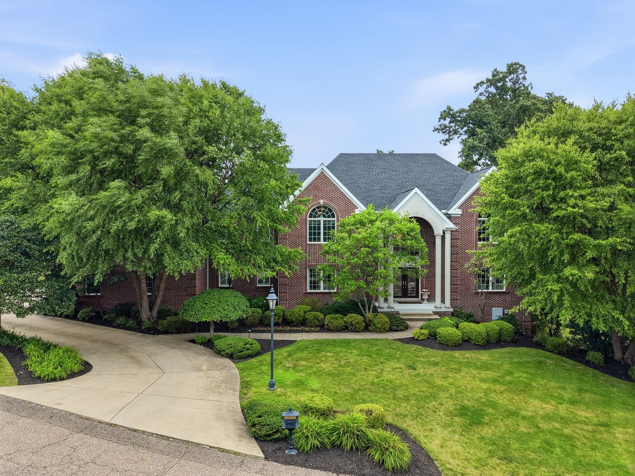7000 Pinehurst Drive
